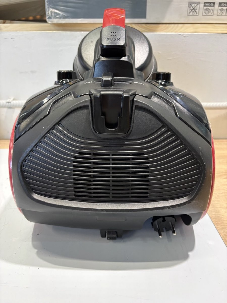 Пылесос с контейнером для пыли Samsung  VC15K4116VR (уцененный товар)