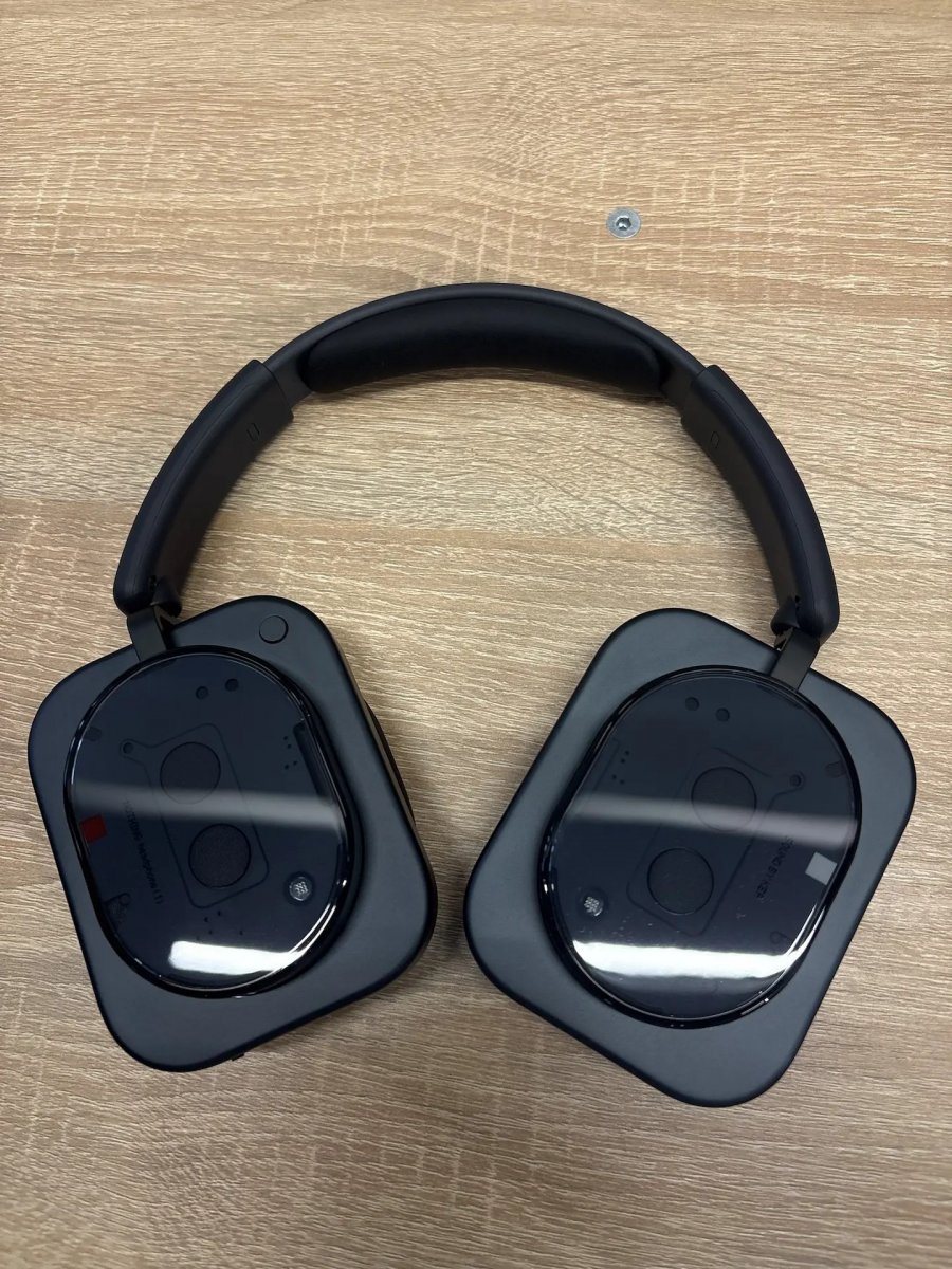Беспроводные наушники Nothing Headphone (1) (2025, B170), Черный | Black (A11300003) (уцененный товар)
