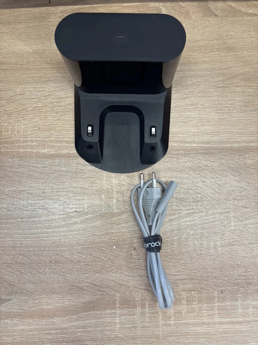 Робот-пылесос Roborock Q5 Pro (RU), черный (уцененный товар)