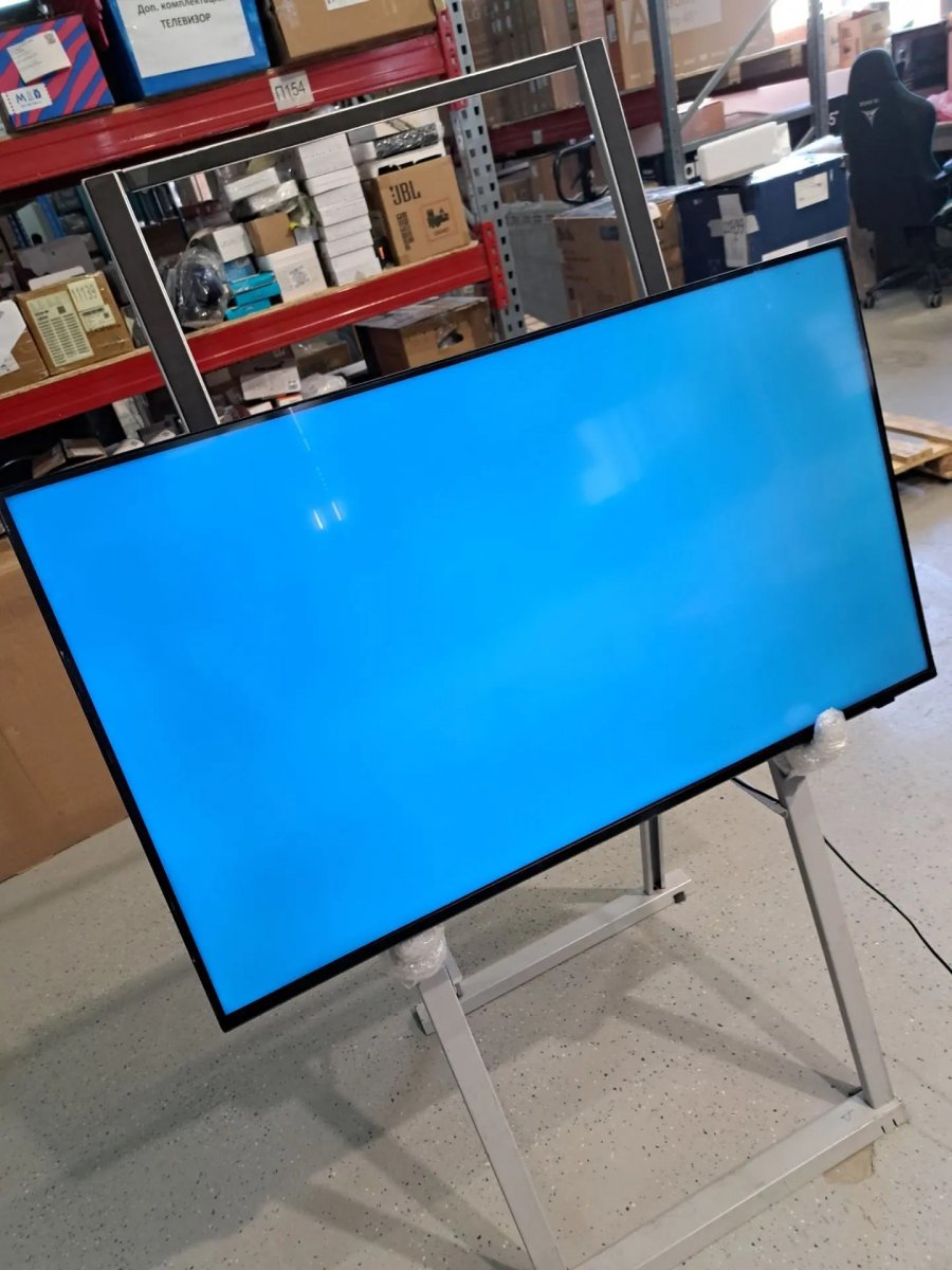 Телевизор Samsung UE43U8000FUXRU ( уцененный товар)