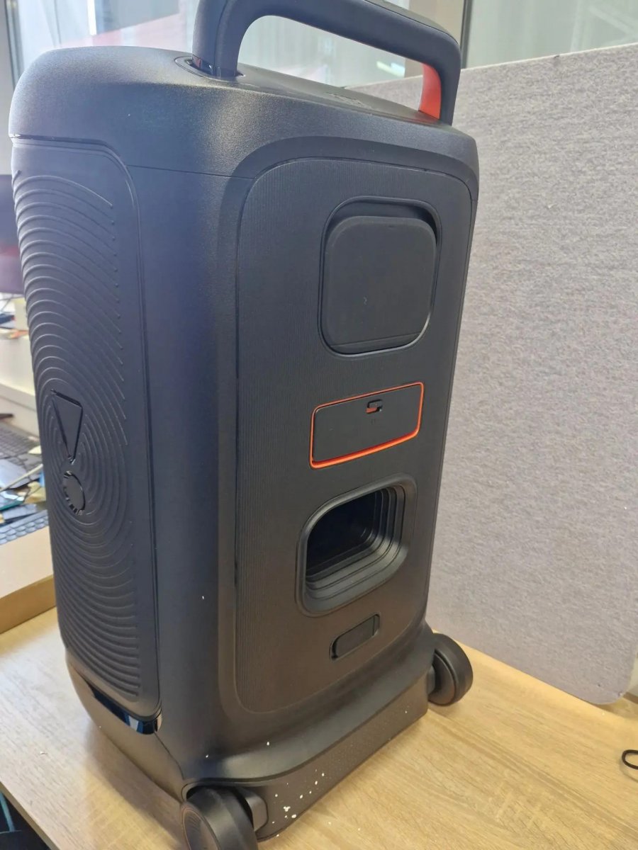 Портативная аудиосистема JBL Partybox 520 Black (JBLPARTYBOX520) ( уцененный товар)